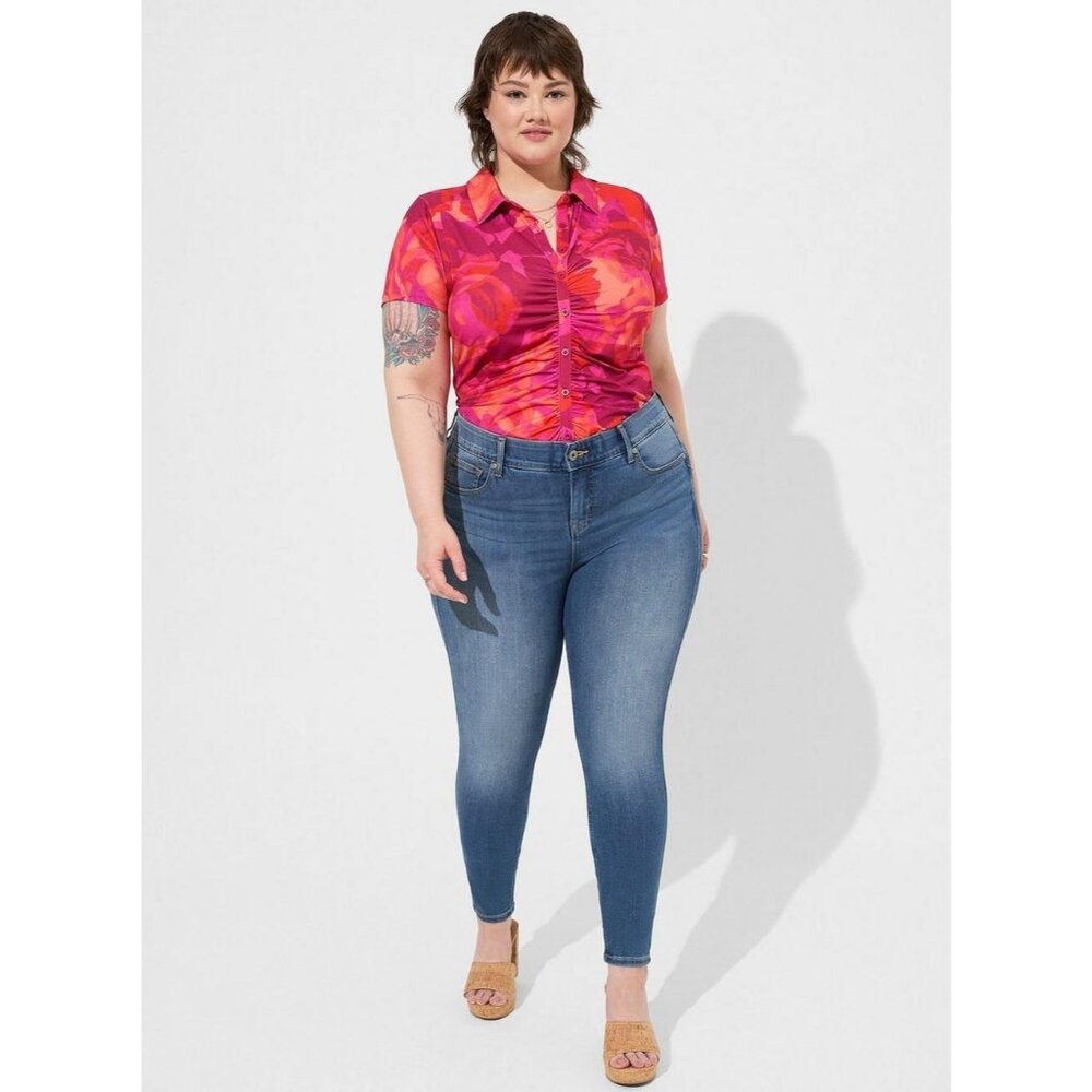 Torrid New Studio Knit Shirred Front blouse size 00 ~ NEW